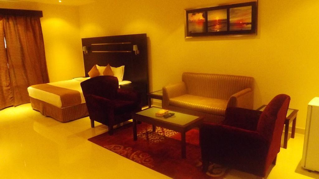 Baron Palace - Almasif Hotel Apartments Rijád Pokoj fotografie