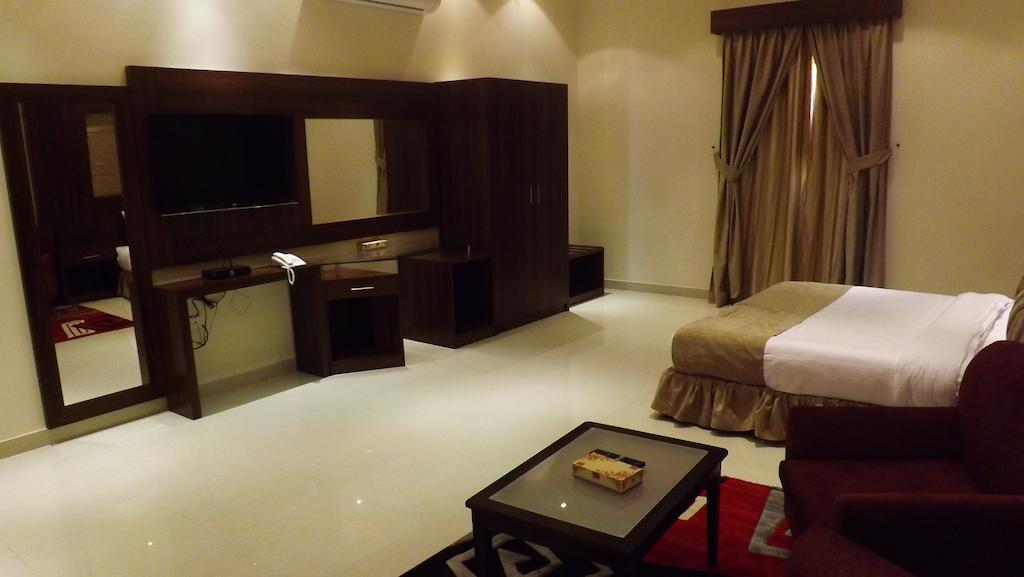 Baron Palace - Almasif Hotel Apartments Rijád Pokoj fotografie