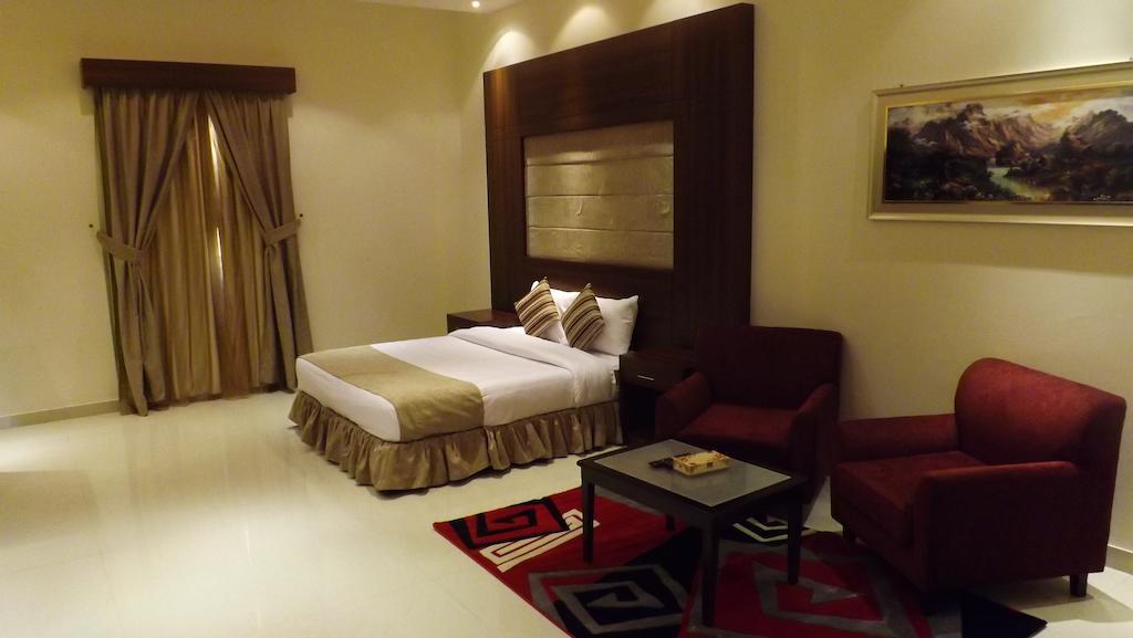 Baron Palace - Almasif Hotel Apartments Rijád Pokoj fotografie