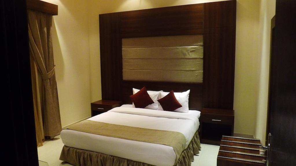 Baron Palace - Almasif Hotel Apartments Rijád Pokoj fotografie
