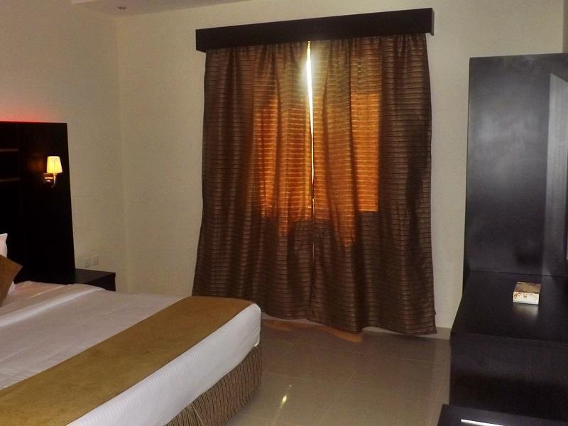 Baron Palace - Almasif Hotel Apartments Rijád Exteriér fotografie